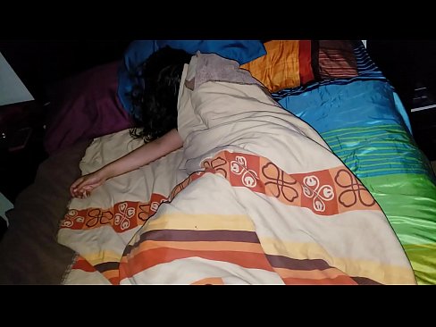 ❤️ Anak tiri memarahi ibu tirinya semasa dia tidur. ❤️ Video lucah pada kami